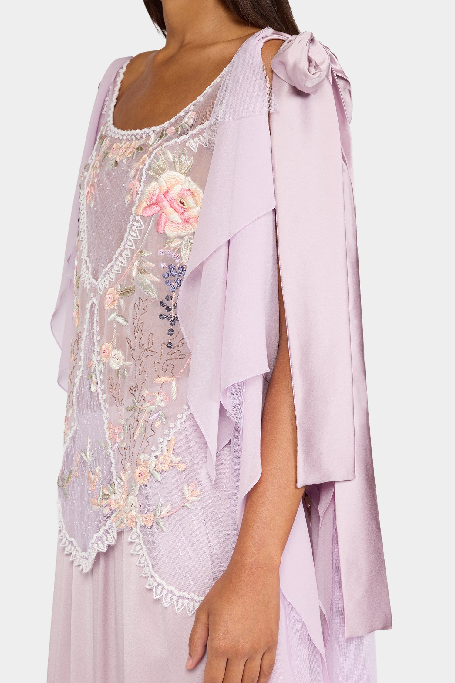 Top Drappeggiato con Ricami