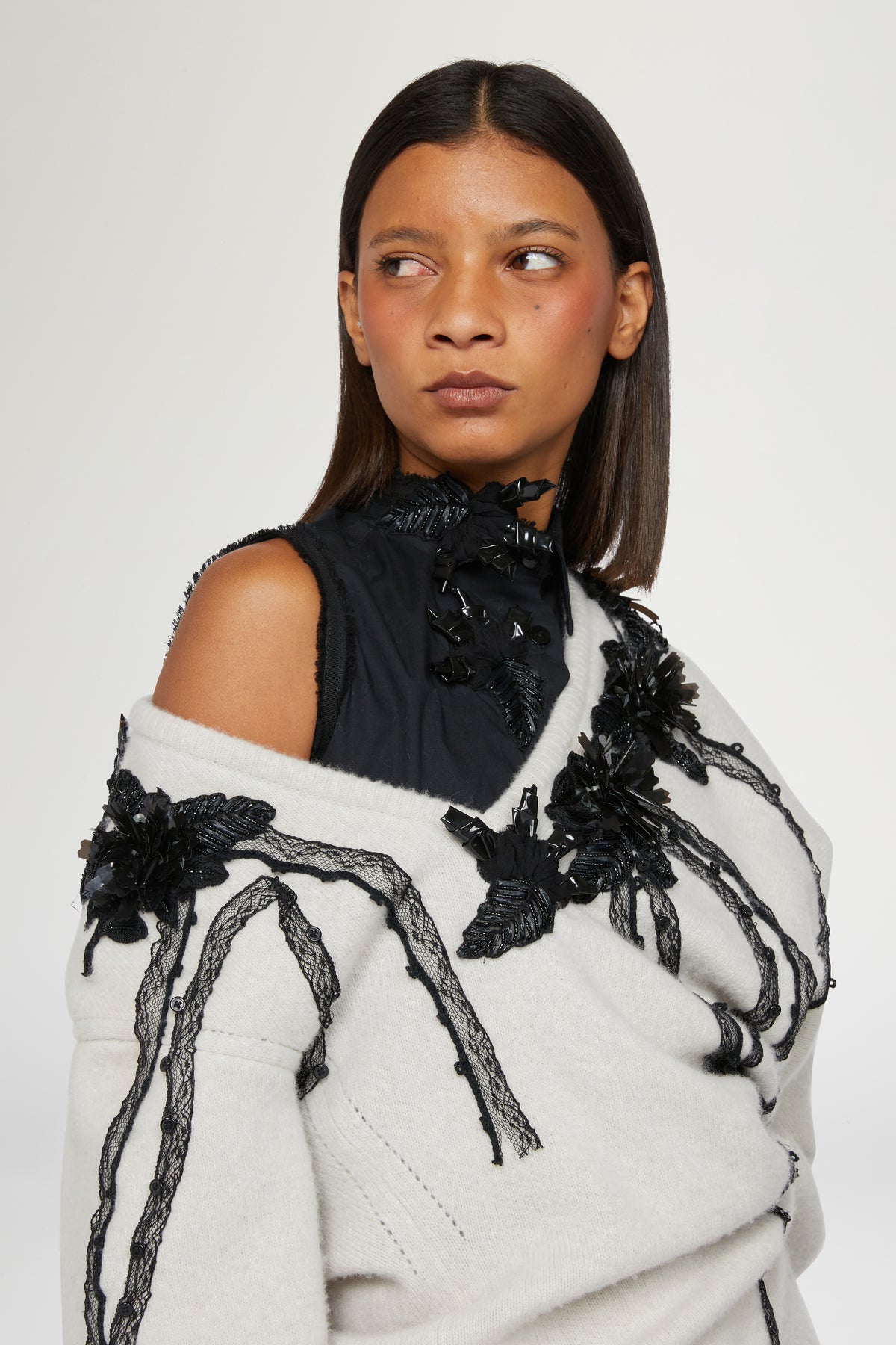 Asymmetric V-neck Ecrù Sweater