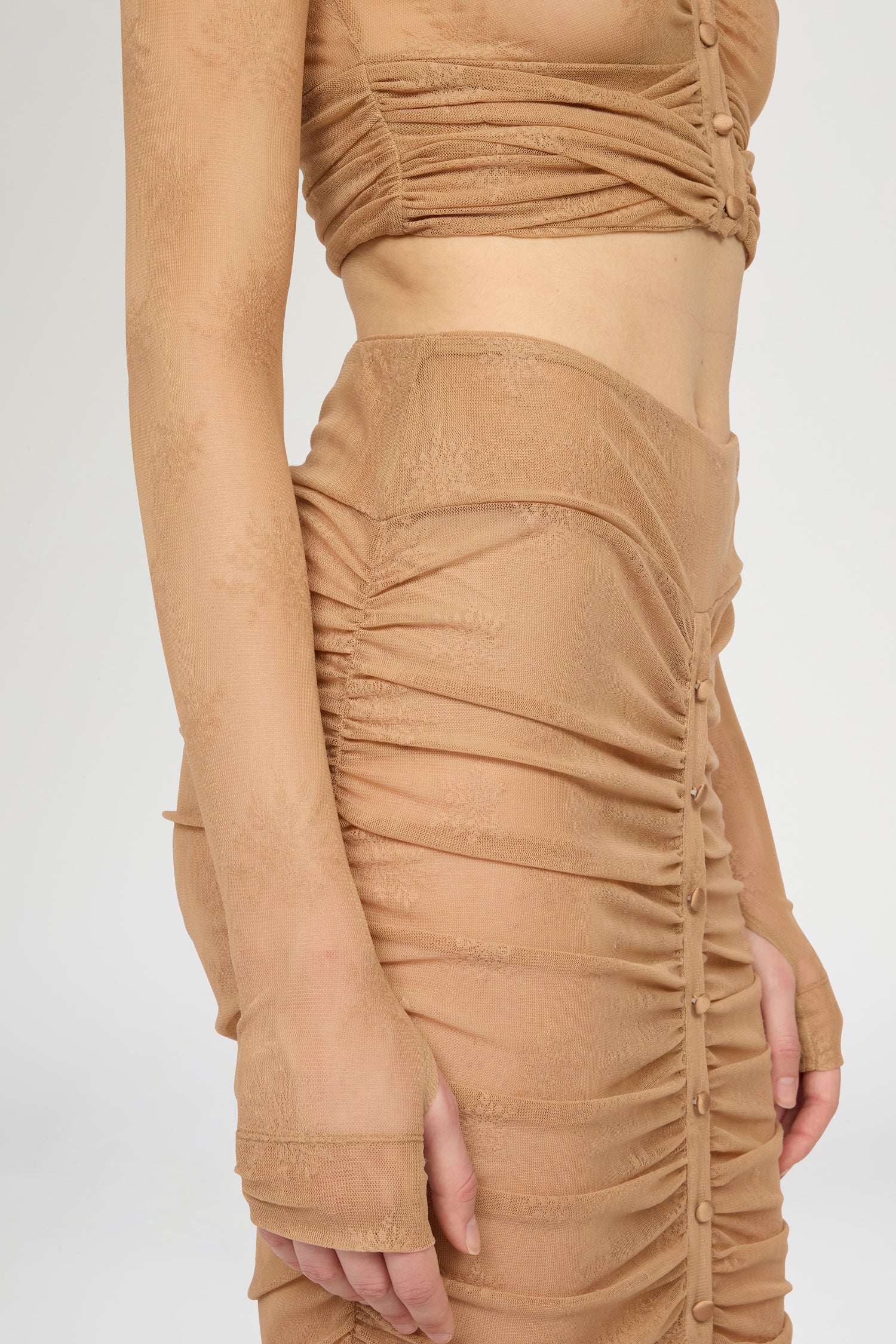 Top Corto Elasticizzato in Pizzo Beige