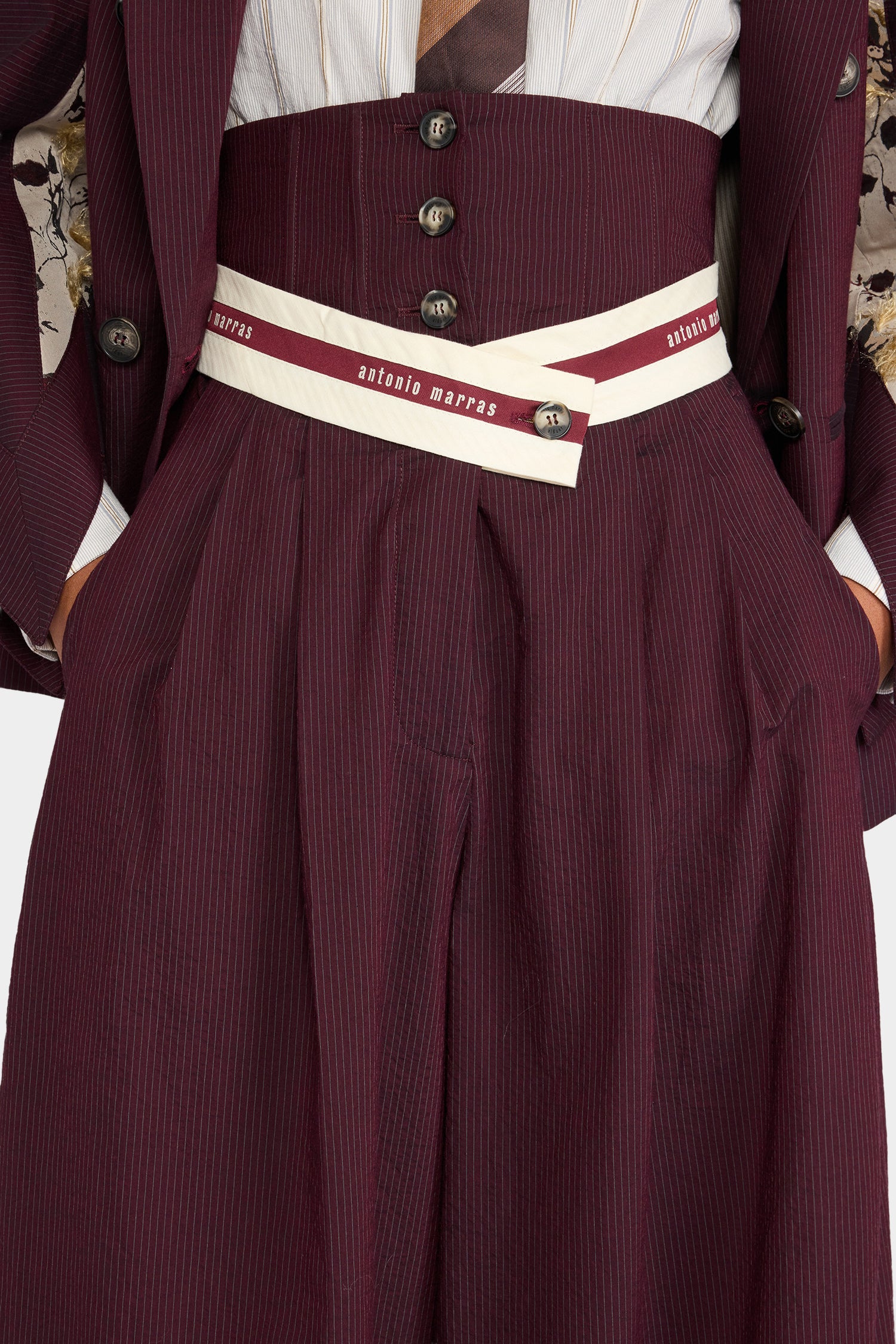 Pantaloni Bustier Bordeaux a Righe Sottili