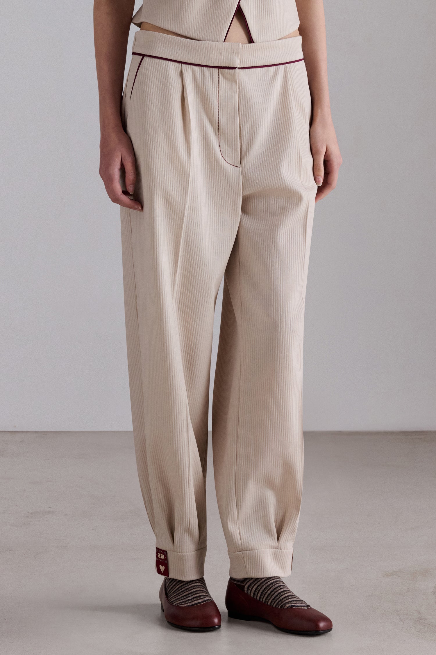 Pantaloni Balloon con Profili a Contrasto