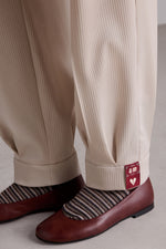 Pantaloni Balloon con Profili a Contrasto