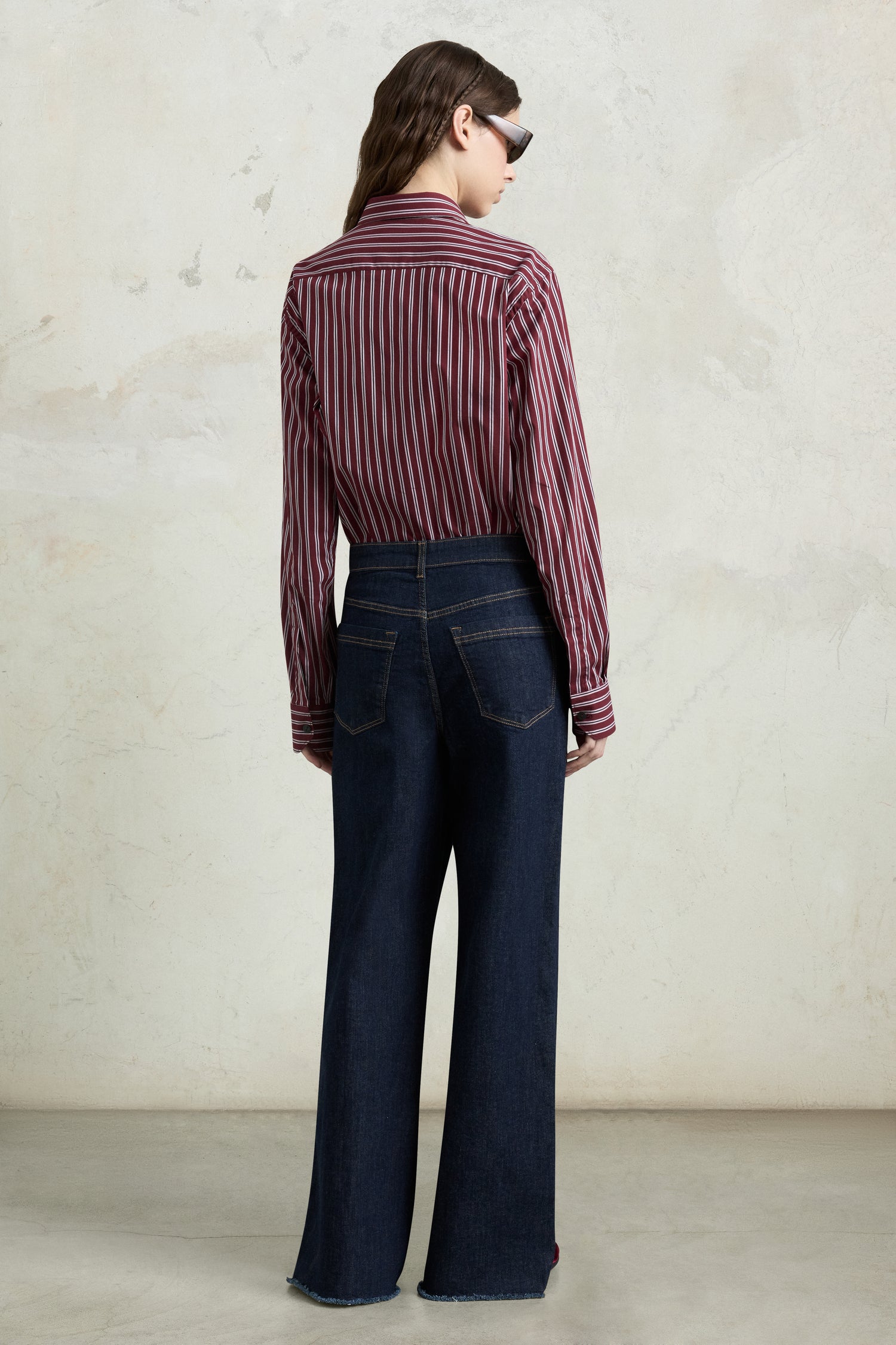Jeans a Gamba Larga con Decori Floreali