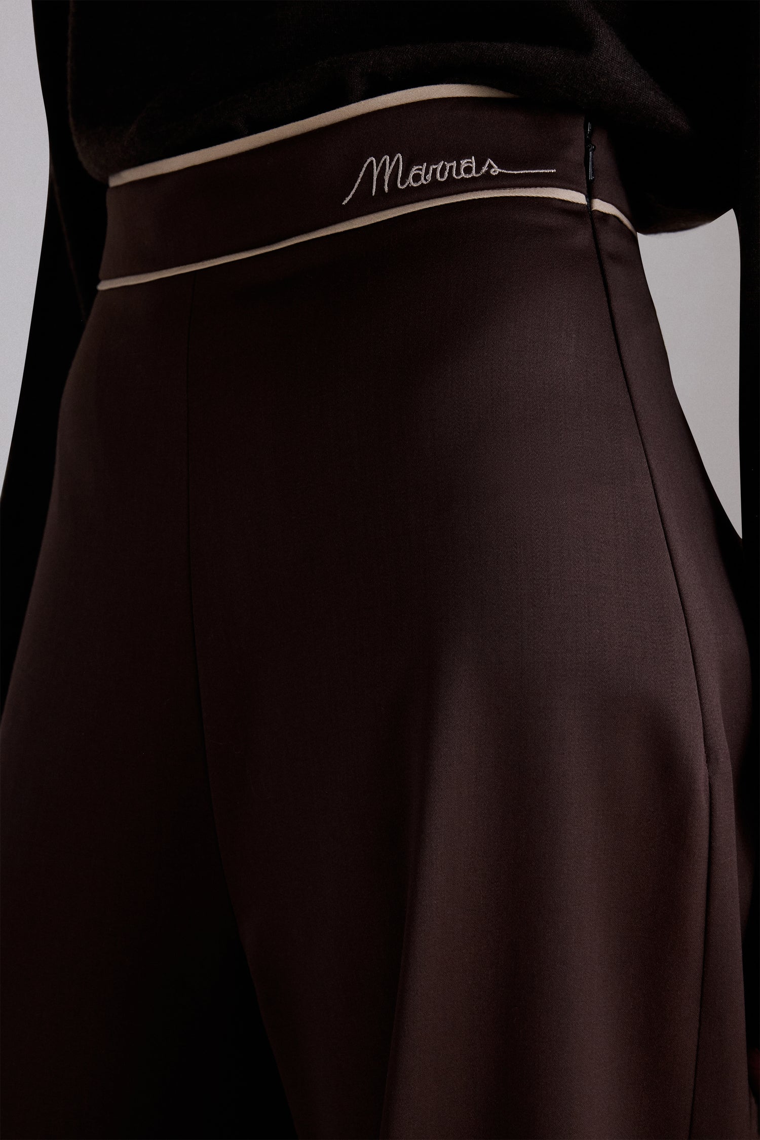 Pantaloni Ampi Cioccolato