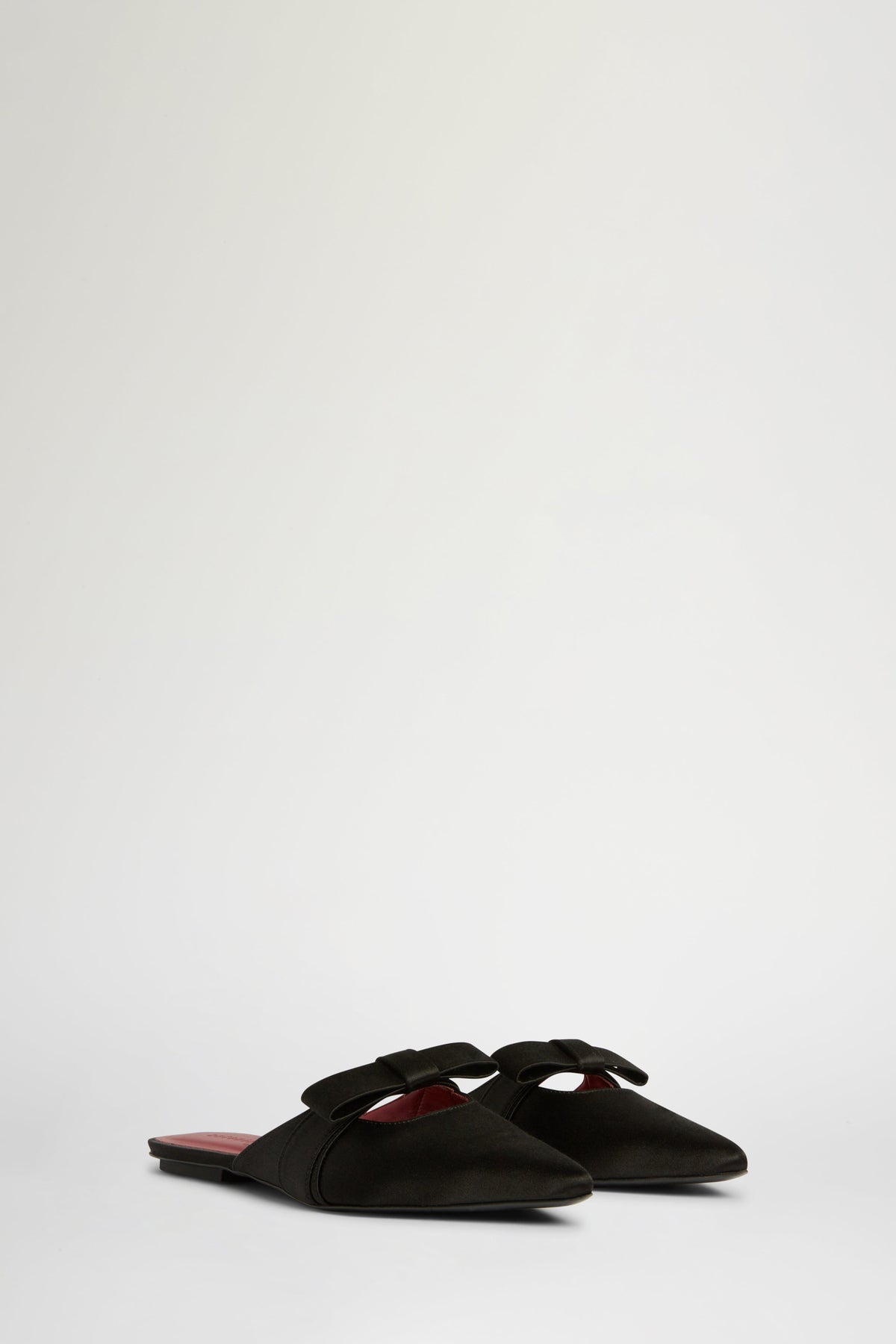 Zinnia Black