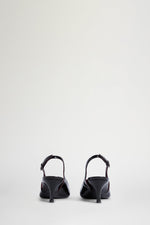 Black Slingback