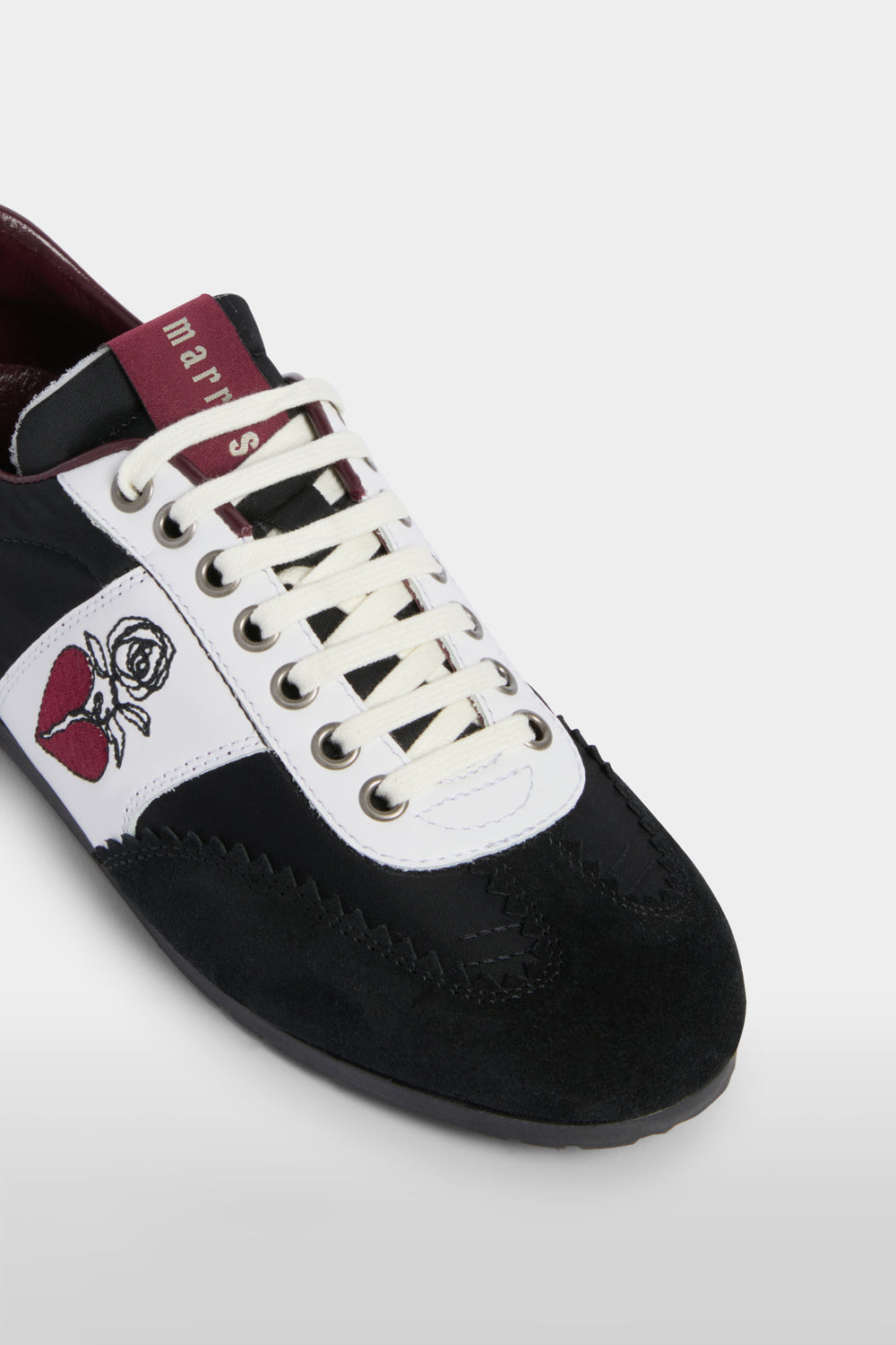 LolLove Sneakers