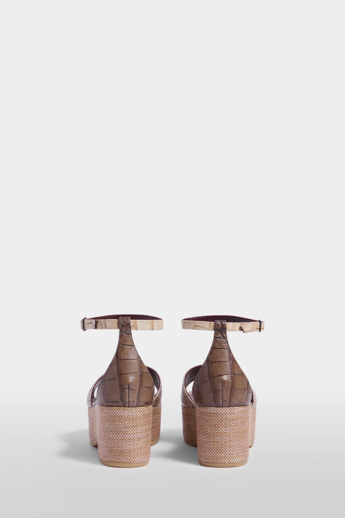 Platform Sandal Textured Leather