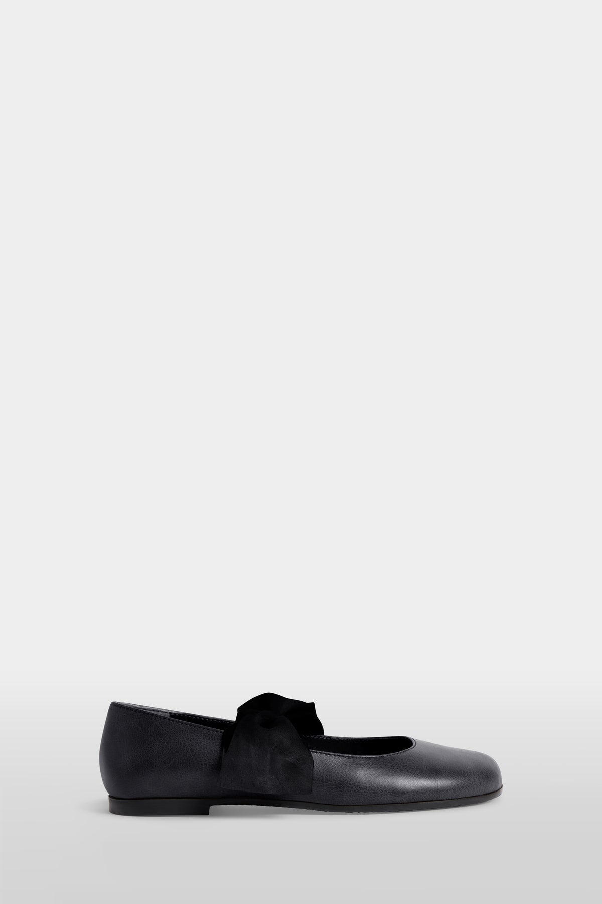 Bow Ballet Flats