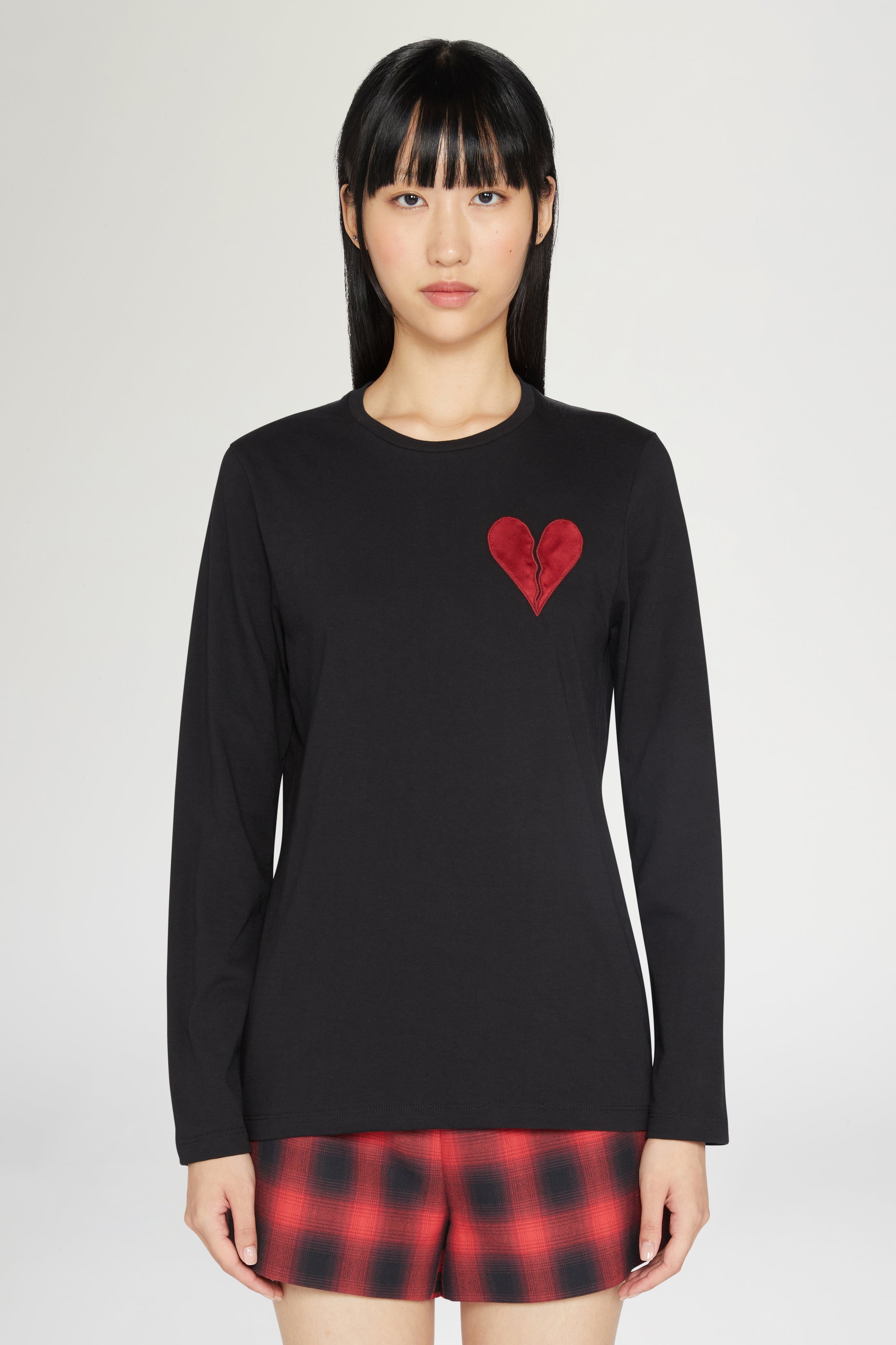 Heart T-shirt Long Black